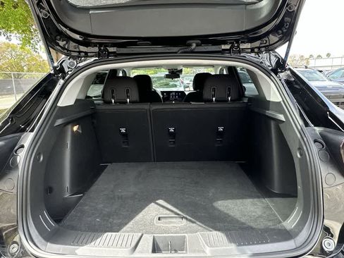 Used 2025 Chevrolet Trax LS FWD image 25