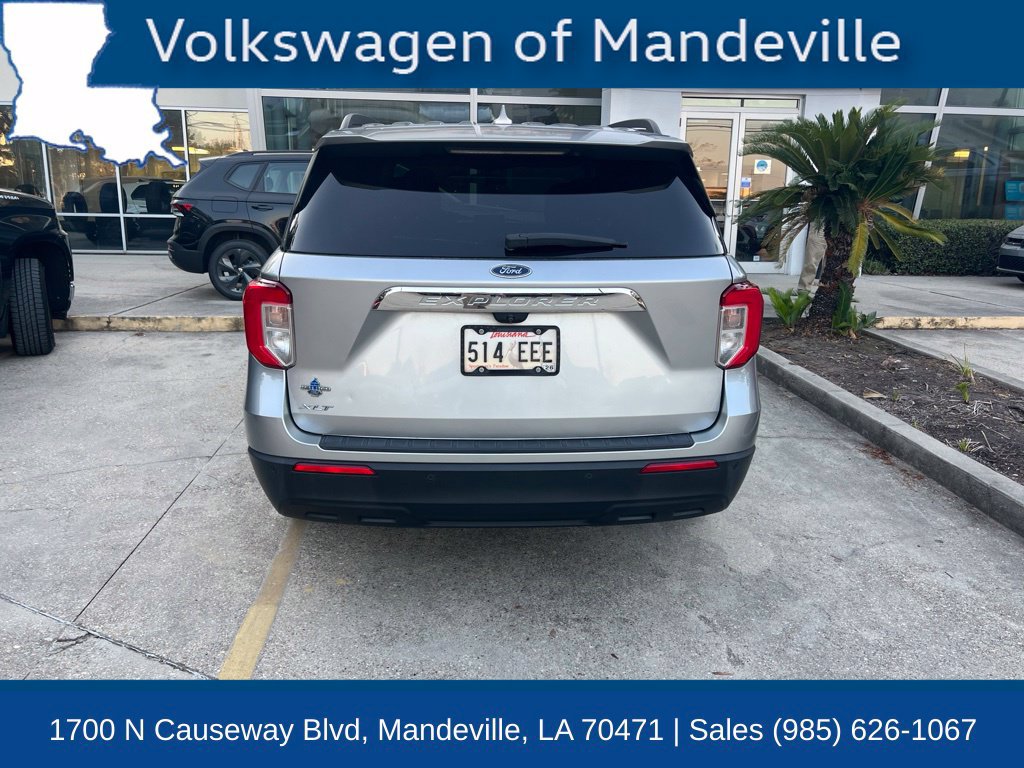 Used 2020 Ford Explorer XLT RWD image 3