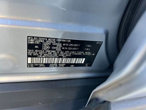 Used 2023 Toyota RAV4 LE image 34