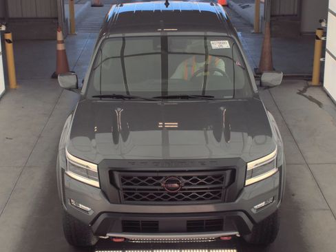 Used 2024 Nissan Frontier PRO-4X w/ Technology Package AWD/4WD image 7