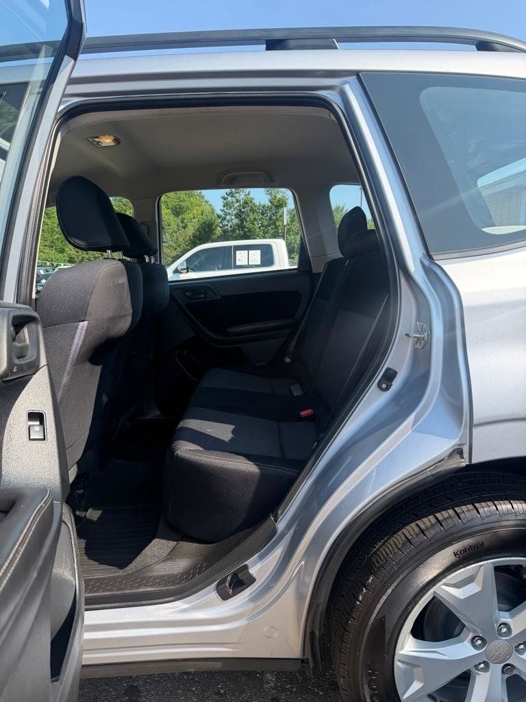 Used 2016 Subaru Forester 2.5i w/ Alloy Wheel Package AWD/4WD image 13