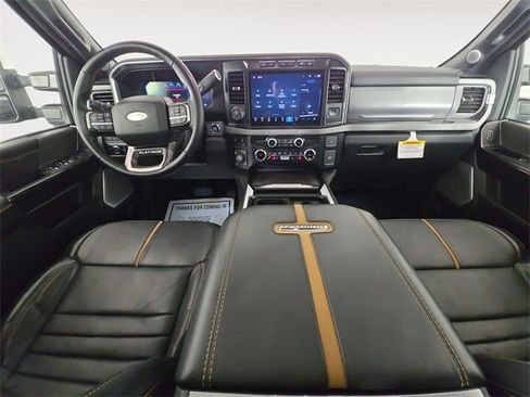 Certified 2024 Ford F350 Platinum w/ Tremor Off-Road Package image 10