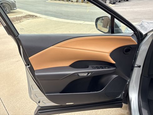 Certified 2025 Lexus RX 350 Premium w/ Accessory Package image 14