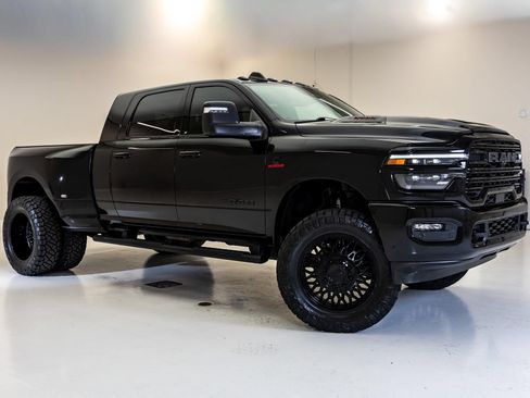 Used 2026 RAM 3500 Laramie w/ Night Edition AWD/4WD image 1