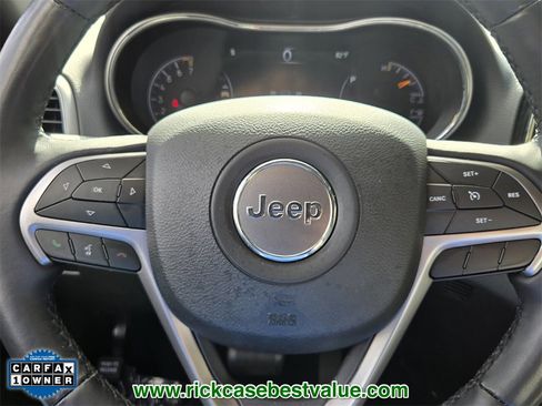 Used 2021 Jeep Grand Cherokee Laredo X image 31