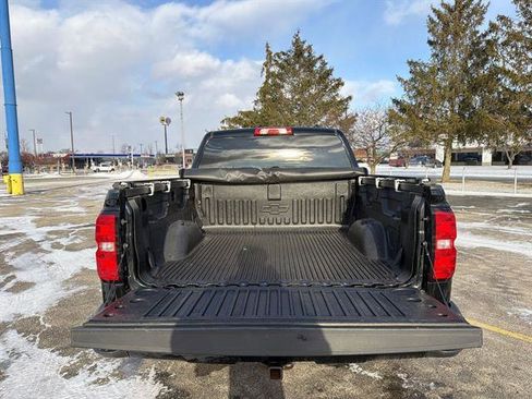 Used 2018 Chevrolet Silverado 1500 LT w/ All Star Edition image 40