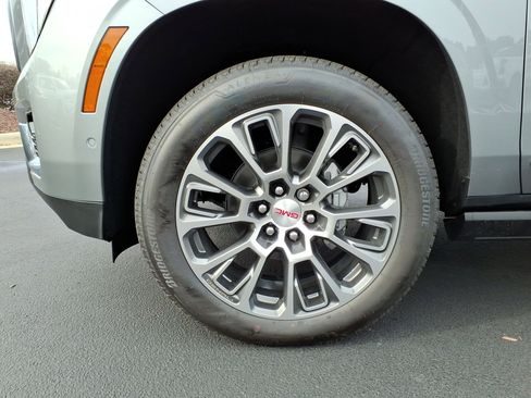 New 2026 GMC Yukon XL Denali w/ Sun & Power Step Package image 89