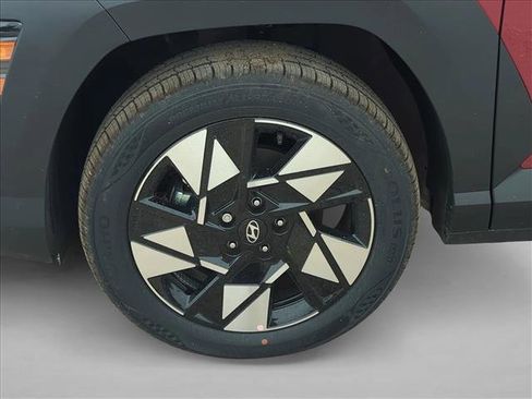 New 2025 Hyundai Kona SEL image 9