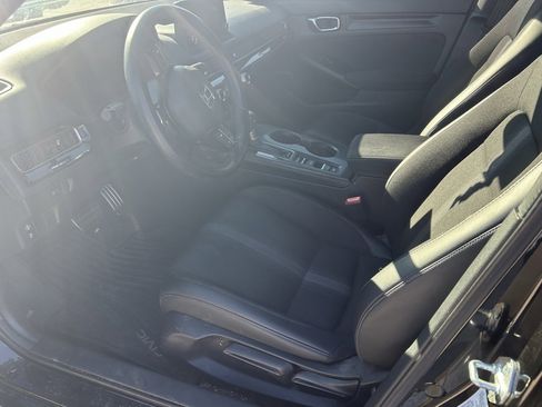 Used 2022 Honda Civic Sport image 4