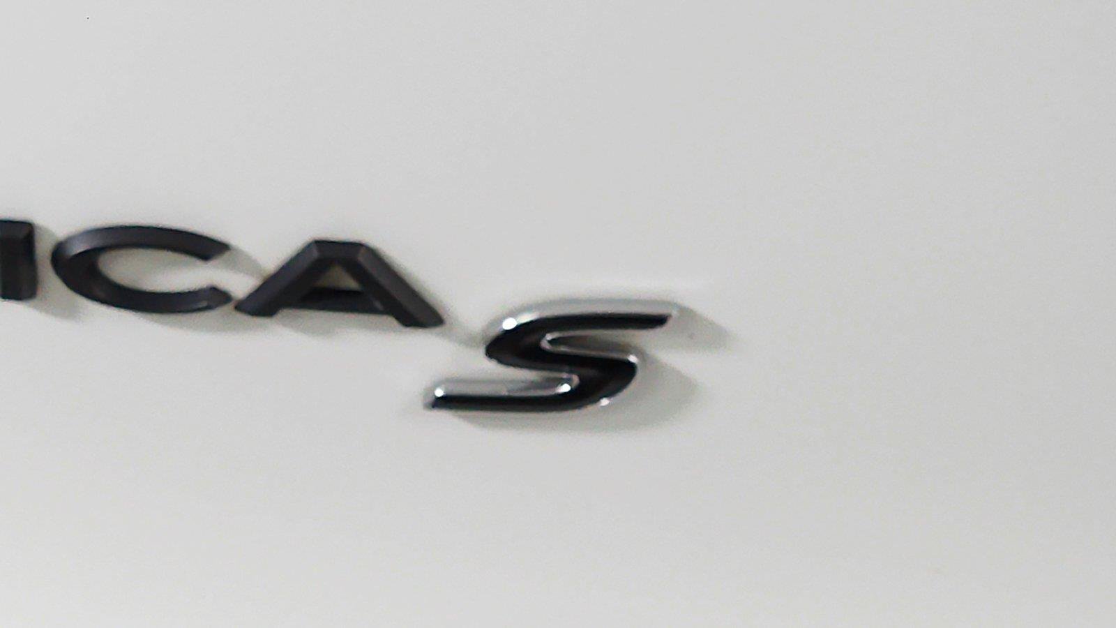 Used 2025 Chrysler Pacifica Limited FWD image 28