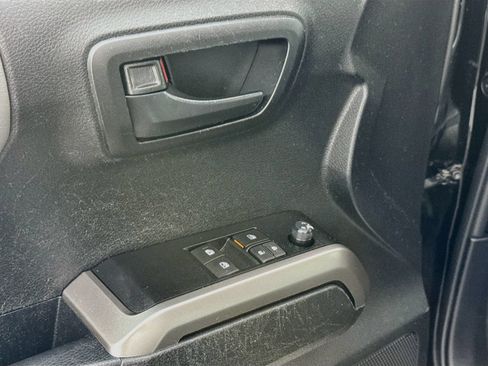 Certified 2022 Toyota Tacoma SR5 RWD image 14