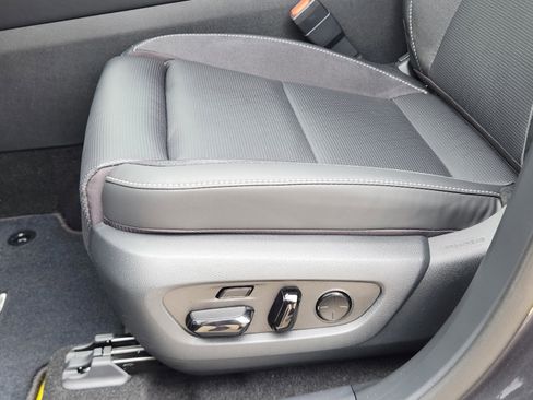 New 2026 Lexus RX 450h AWD image 13