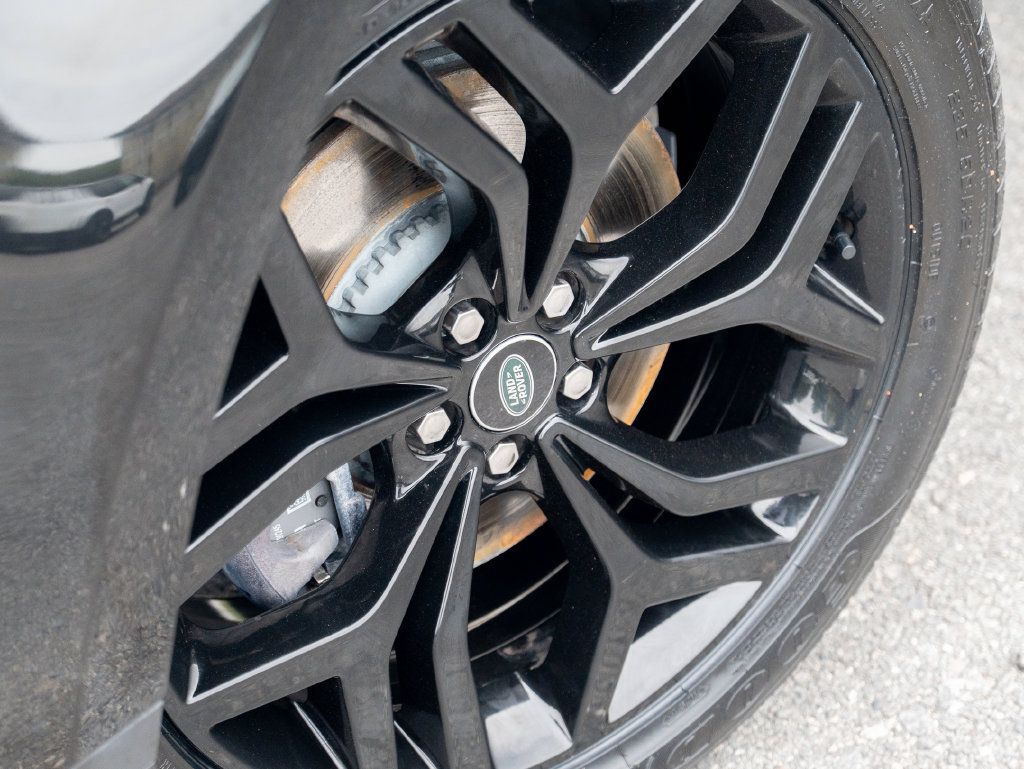 Used 2022 Land Rover Range Rover Evoque S AWD/4WD image 9