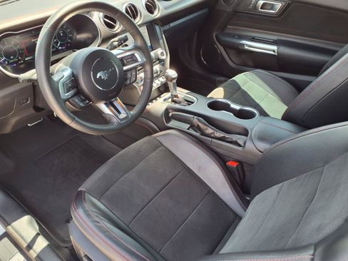 Used 2020 Ford Mustang GT Premium w/ Equipment Group 401A RWD image 9