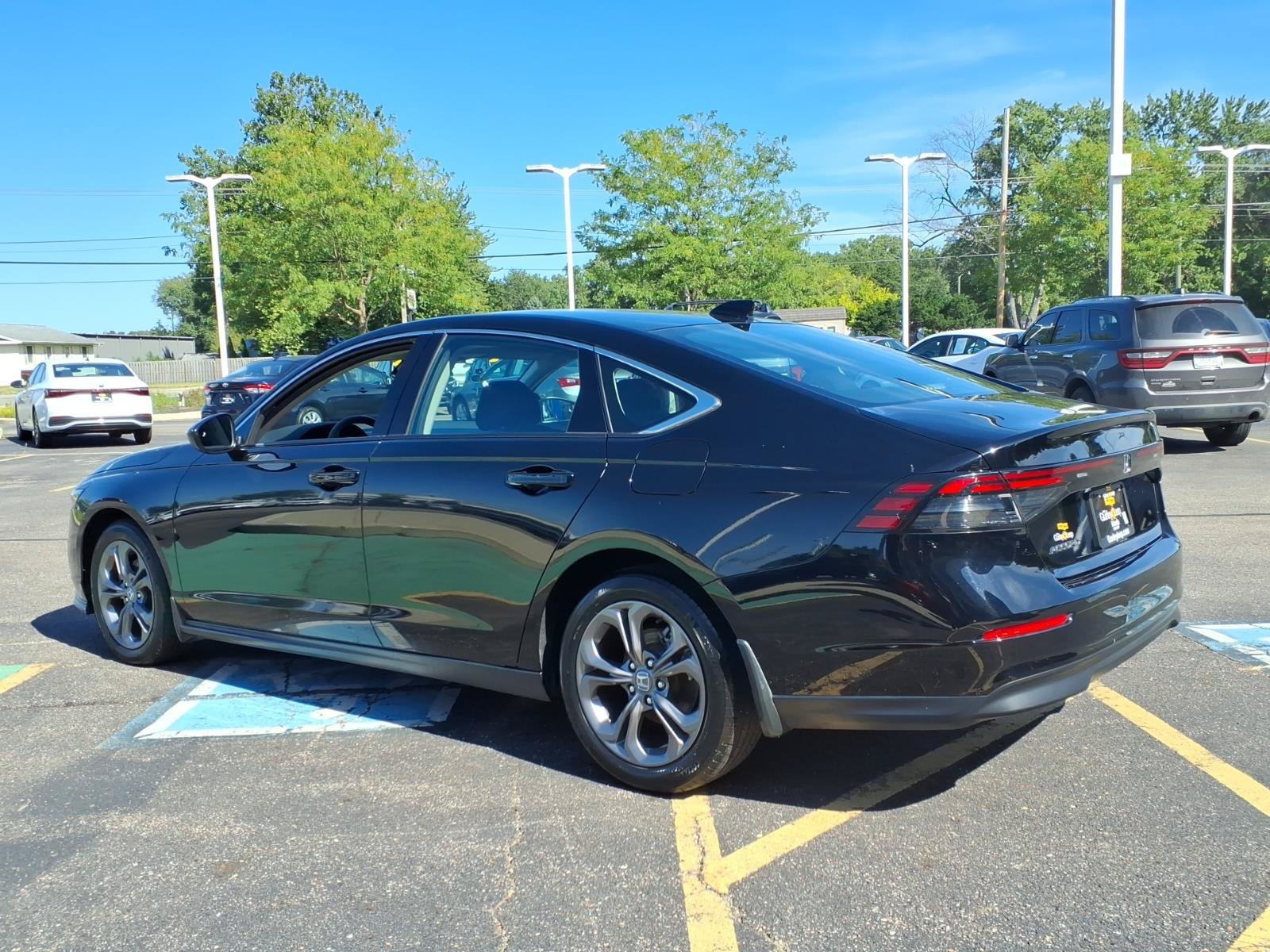 Certified 2024 Honda Accord EX image 9