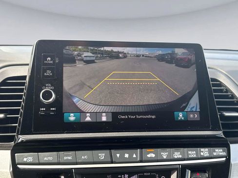 Certified 2025 Honda Odyssey EX-L image 22