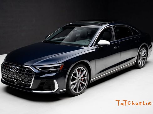 Used 2024 Audi S8 image 1