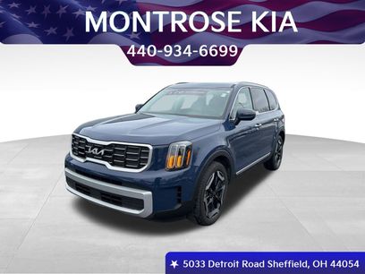 Used 2024 Kia Telluride S w/ S Sunroof Package
