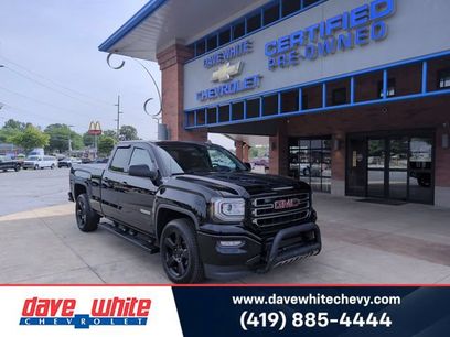 Used 2017 GMC Sierra 1500 SLE w/ SLE Value Package