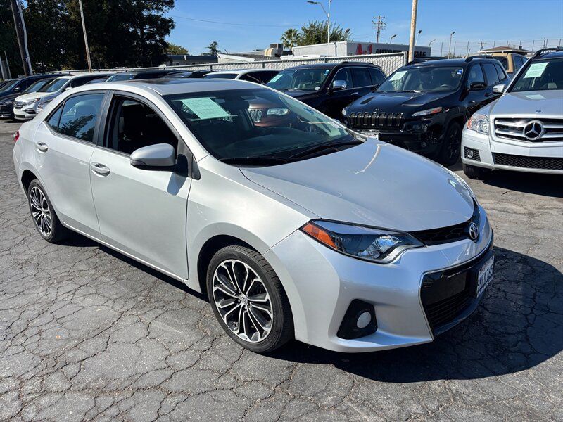 Used 2014 Toyota Corolla S Premium w/ Driver Convenience Package FWD image 2