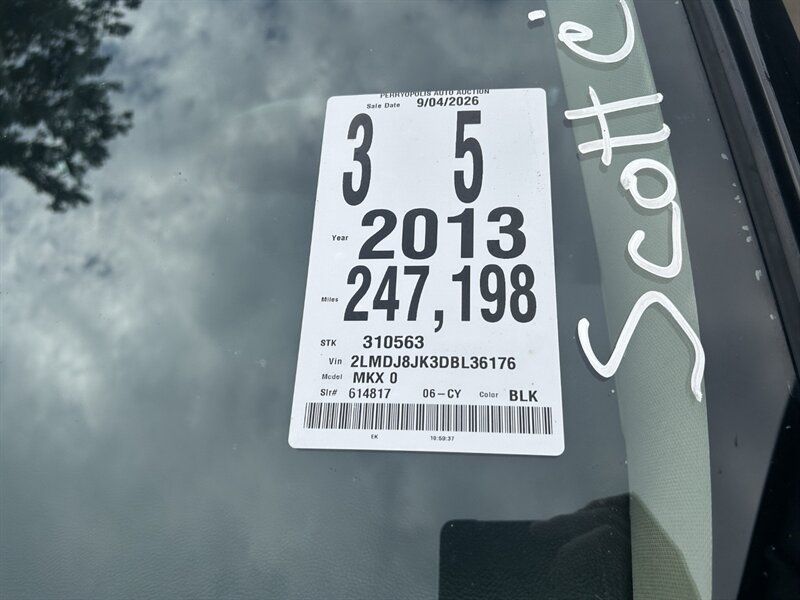 Used 2013 Lincoln MKX AWD image 34