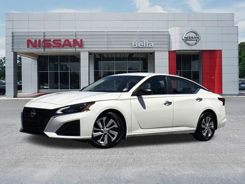 Certified 2025 Nissan Altima 2.5 S FWD image 1