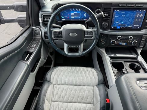Used 2024 Ford F350 Limited image 31