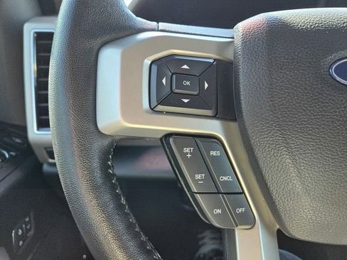 Used 2020 Ford F250 Lariat w/ Chrome Package image 25