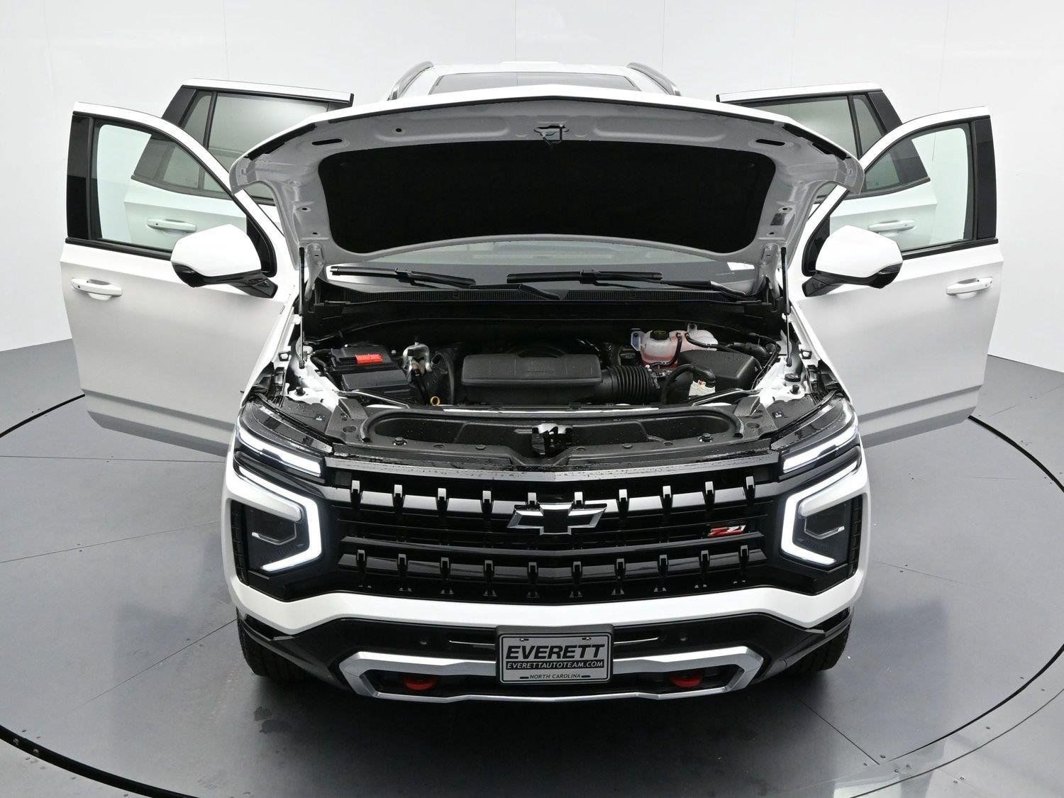 Used 2025 Chevrolet Tahoe Z71 w/ Z71 Off-Road Package AWD/4WD image 41