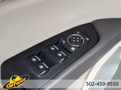 Used 2020 Lincoln Nautilus Reserve w/ Equipment Group 202A image 17