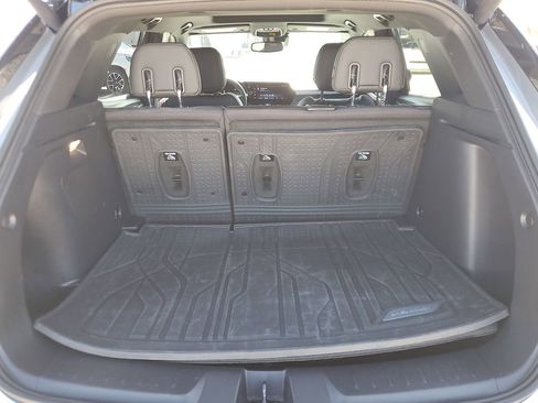 Used 2025 Chevrolet TrailBlazer RS w/ Convenience Package FWD image 8