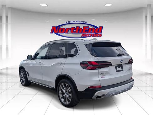 Used 2024 BMW X5 xDrive40i image 5