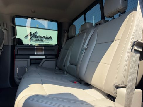 Used 2015 Ford F150 Lariat w/ Equipment Group 501A Mid AWD/4WD image 22