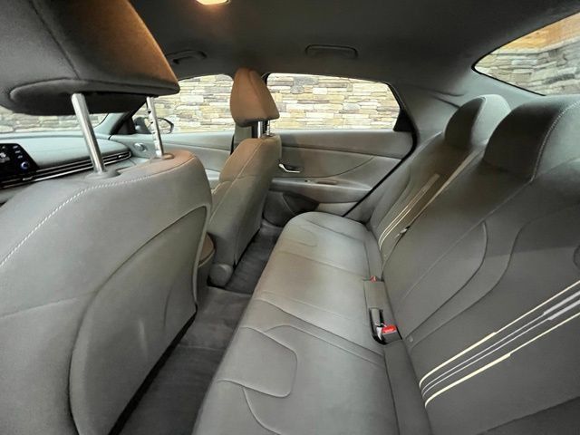 Certified 2023 Hyundai Elantra Blue FWD image 29