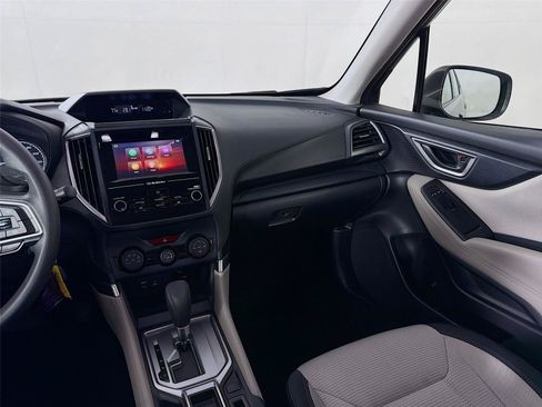 Used 2024 Subaru Forester AWD/4WD image 26