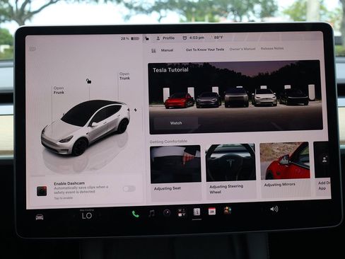 Used 2023 Tesla Model Y Performance AWD/4WD image 39
