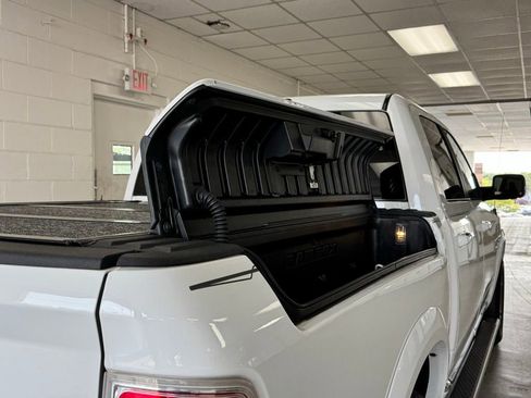 Used 2017 RAM 1500 Limited image 8