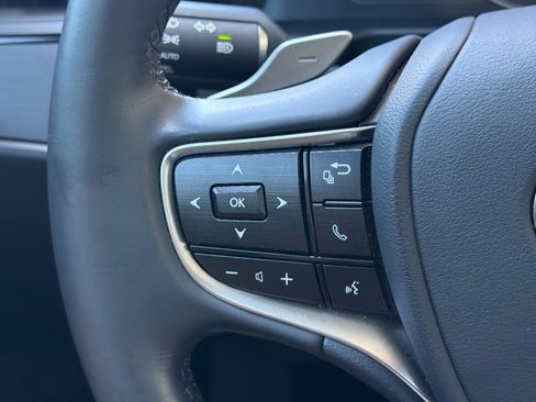 Certified 2025 Lexus ES 350 FWD image 29