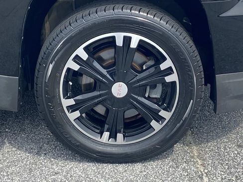 Used 2017 GMC Terrain SLT w/ Open Road Package image 10