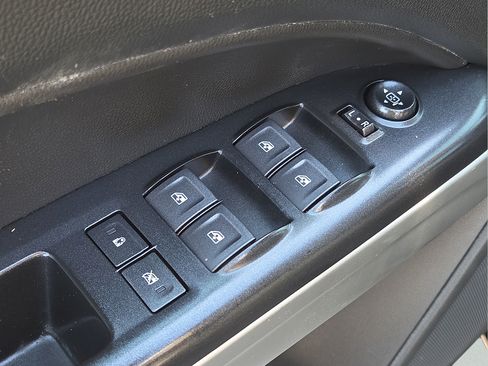 Used 2022 Chevrolet Colorado LT w/ LT Convenience Package AWD/4WD image 14
