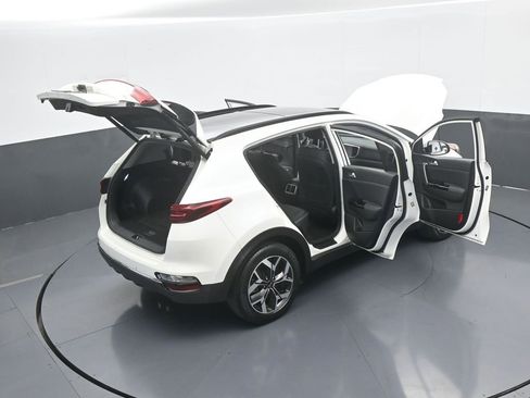 Used 2021 Kia Sportage EX w/ EX Technology Package image 74