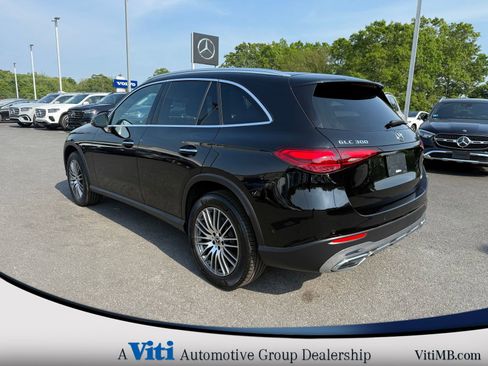 Used 2024 Mercedes-Benz GLC 300 4MATIC image 6