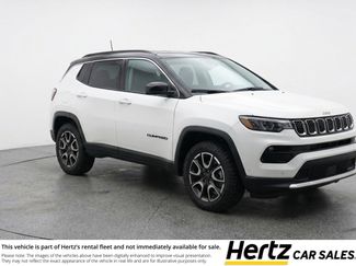 Used 2025 Jeep Compass Trailhawk video 1