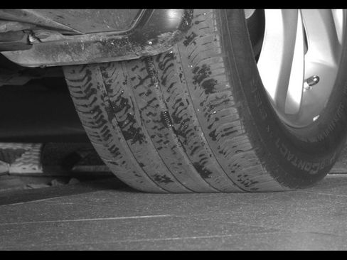 Used 2017 INFINITI QX30 Premium w/ Navigation Package image 13