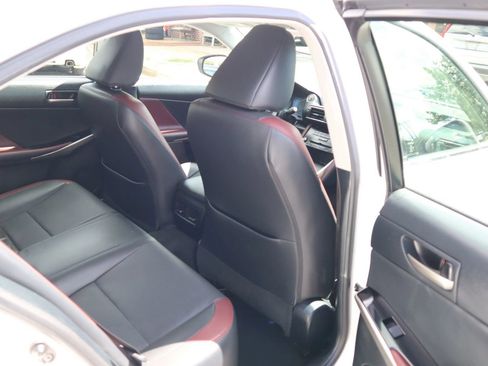 Used 2017 Lexus IS 200t RWD image 22