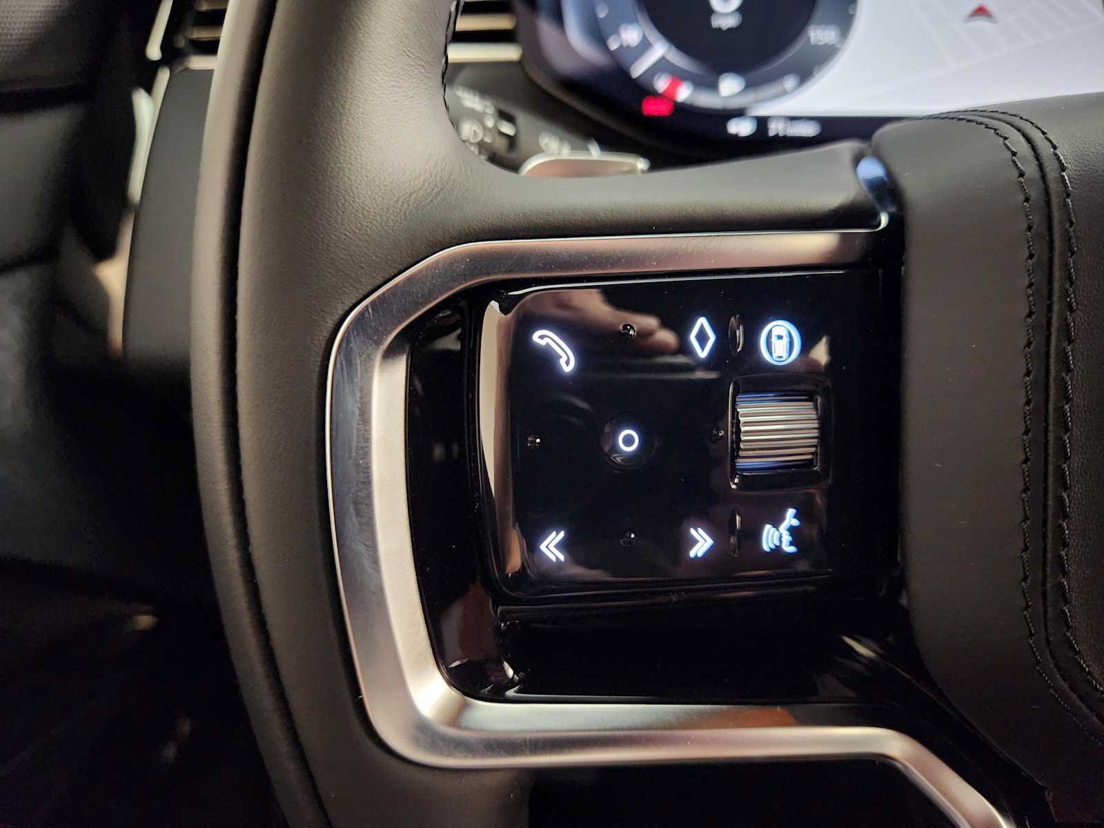 New 2027 Land Rover Range Rover Sport SE AWD/4WD image 27