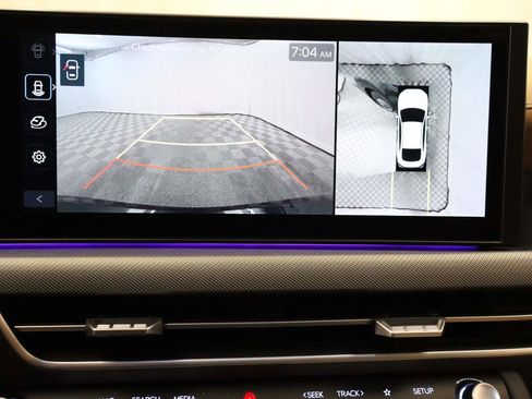 Used 2025 Hyundai Sonata Limited FWD image 12