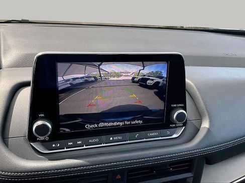 Certified 2026 Nissan Rogue SV FWD image 26