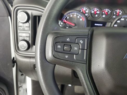 Used 2022 Chevrolet Silverado 1500 Custom AWD/4WD image 22