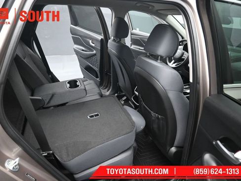 Used 2020 Hyundai Santa Fe SE w/ Cargo Package FWD image 27